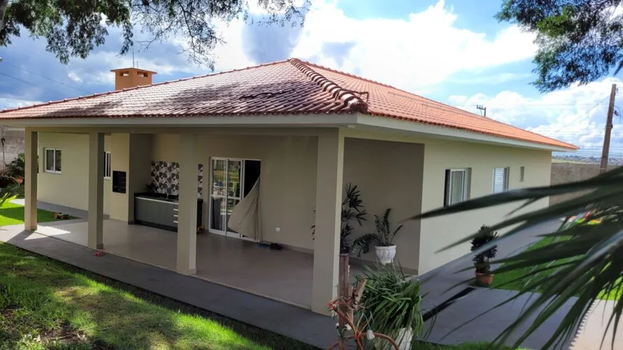 A primeira casa lar do futuro condomínio está pronta há um mês