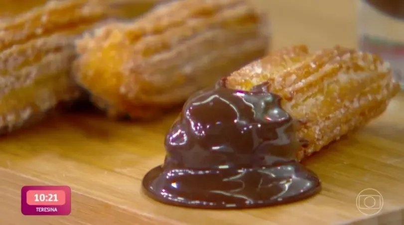 Ana Maria surpreende com receita de churros de cenoura