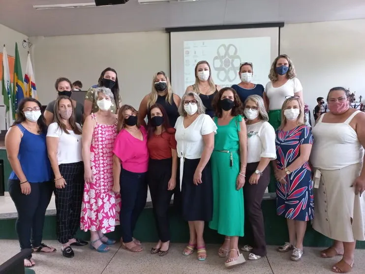 Arapongas participa de evento “Pedagogia da Pandemia"