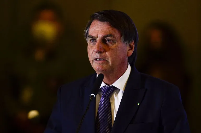 Bolsonaro critica cobertura da imprensa sobre a guerra