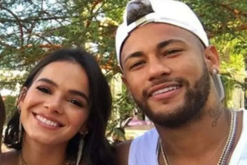 Bruna Marquezine desabafa sobre namoro com Neymar
