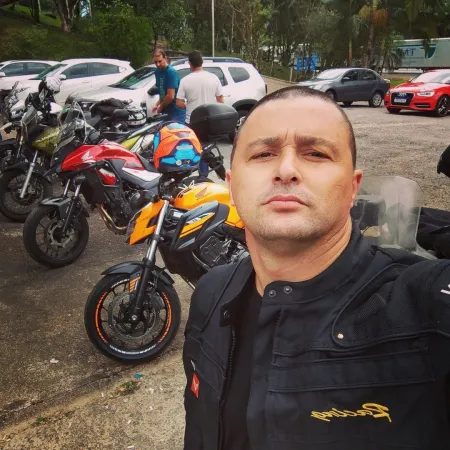 Cabo da PM do Paraná morre em acidente de moto