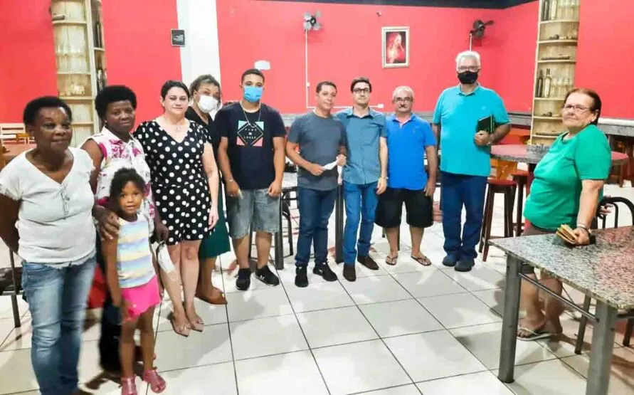 Encontro reuniu empresários do setor de restaurante e representante do Santuário Santa Rita de Cássia