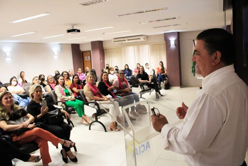 Onofre abre evento para mulheres empreendedoras de Arapongas