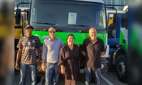 Arapongas recebe caminhão poliguindaste com apoio de Márcio Nunes