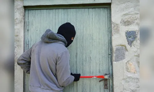 Bandidos tentam arrombar empresa de Apucarana