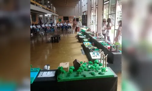 Biblioteca Municipal tem exposição sobre fontes de energia