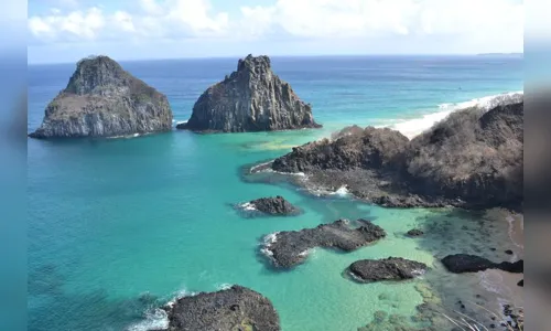 Bolsonaro vai ao STF para retirar Noronha de Pernambuco