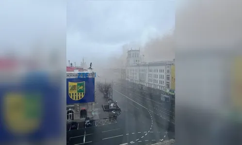 Bombardeio russo deixa ao menos 21 mortos em Kharkiv