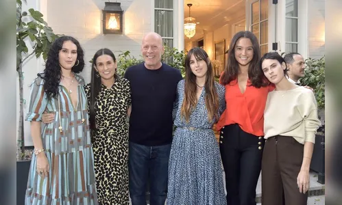 Bruce Willis revela que sofre de afasia e ator se afasta da carreira