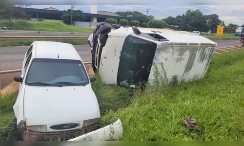 Câmera flagra acidente na BR 369 em Apucarana; veja