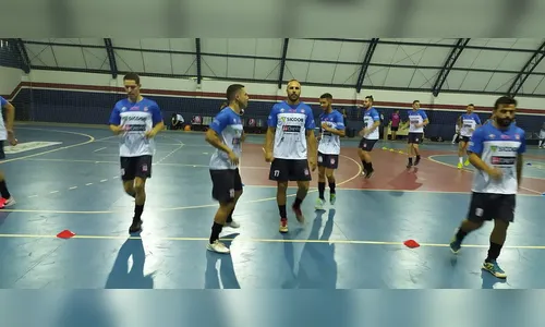 Camisetas do Apucarana Futsal são furtadas de empresa