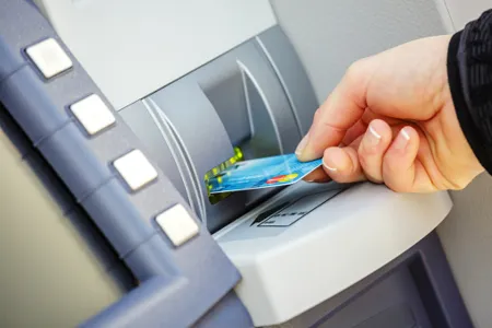 Criminosos instalam aparelhos para clonar cartões em Jandaia