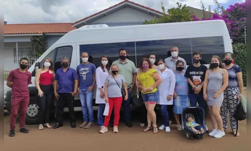Moradores de Lunardelli recebem tratamento de canal gratuito