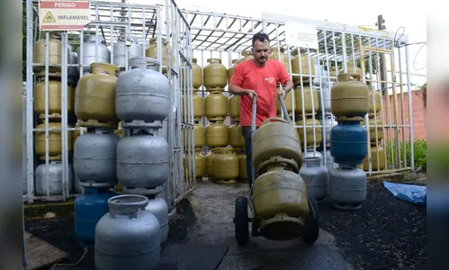 Gás de cozinha está R$ 10 mais caro em Apucarana e Arapongas