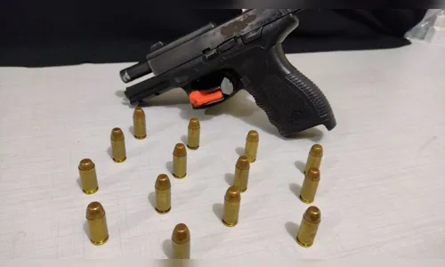 Homem é preso com pistola e munições em Arapongas