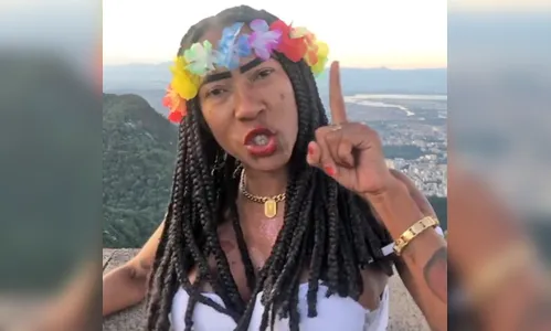 Inês Brasil faz apelo a Putin pelo fim da guerra na Ucrânia