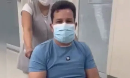 João Neto recebe alta após retirada de carcinoma