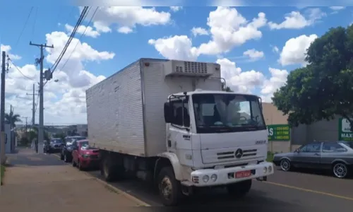 Ladrões amarram funcionários em câmara fria e roubam carne