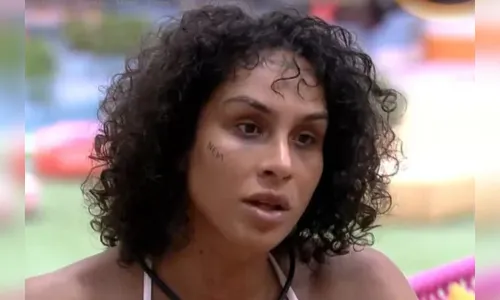 Linn da Quebrada diz que está pensando sair do BBB22