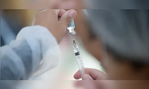 Londrina libera aplicação da 4ª dose para idosos com mais de 80 anos