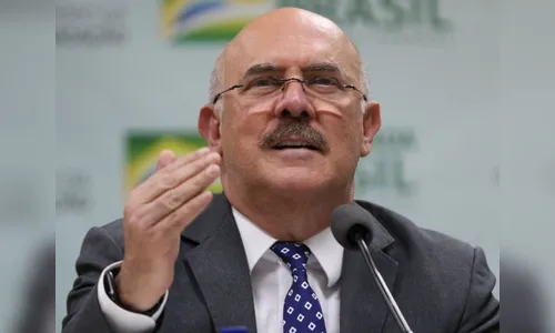 Ministro da Educação solicita demissão após denúncias de corrupção