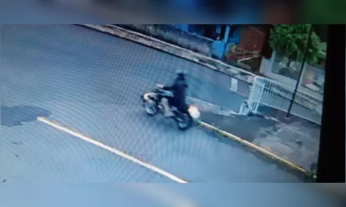 Motociclista passa a mão em apucaranense que se exercitava