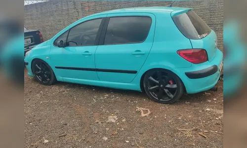 PM apreende veículo rebaixado em Mauá da Serra