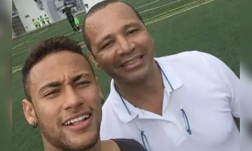 Pai de Neymar discute com torcedor que chamou filho de “fominha”