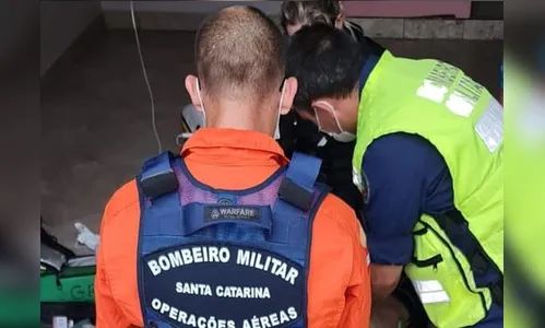 Rapaz de 24 anos morre engasgado com biscoito em SC