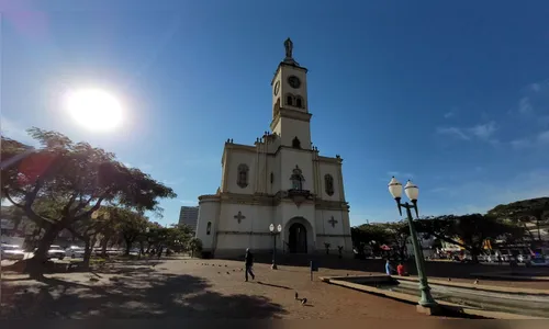 Segunda-feira será de tempo abafado com máxima de 32ºC