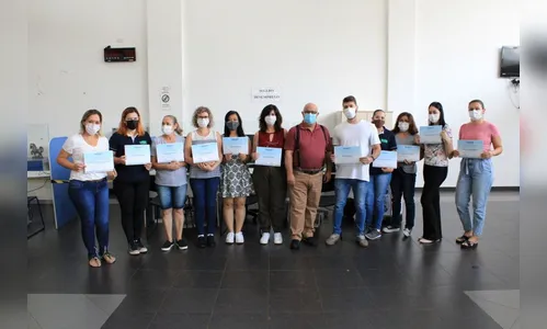 Sine de Arapongas recebe homenagem pelos serviços prestados