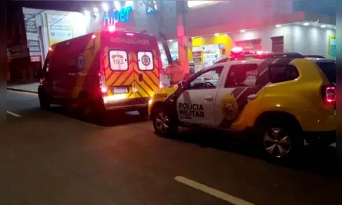 Jovem leva facada, nega socorro e é levado à força para hospital