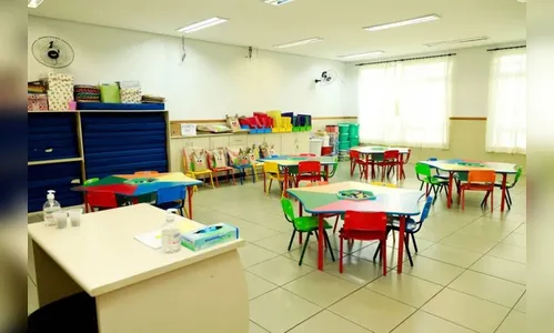 Supercola cai em olho de criança em CMEI e Samu é acionado