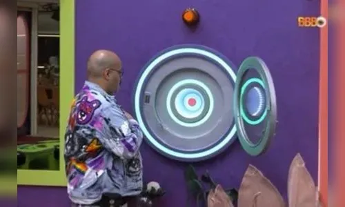 Veja o vídeo do exato momento em que Tiago Abravanel desiste