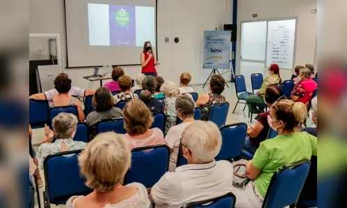 Viver +80 reúne 50 idosos em atividade de lazer no Sesc