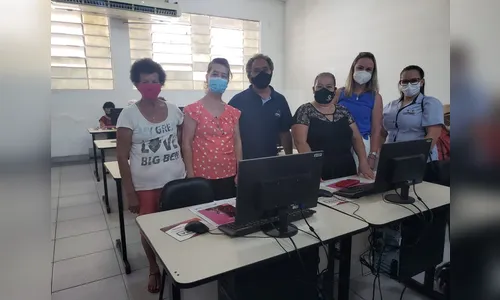 Workshop promove inclusão digital para a terceira idade