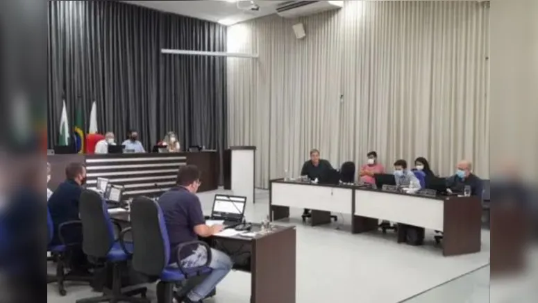 Imagem ilustrativa da notícia Câmara aprova projeto que coíbe festas clandestinas em Apucarana