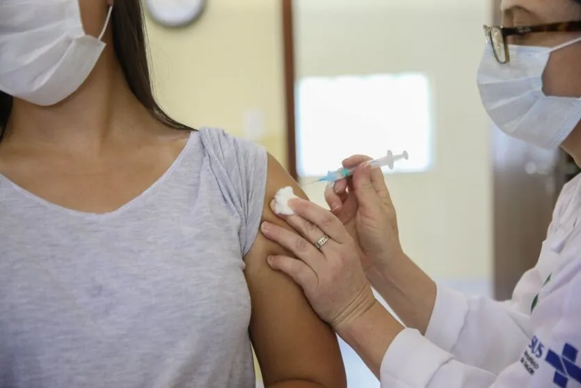 Arapongas anuncia novos horários de vacinação