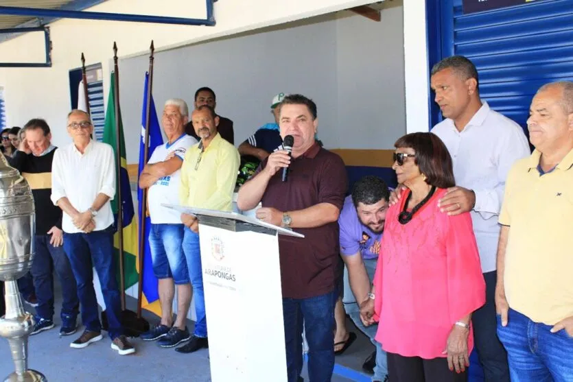 Arapongas inaugura o Centro Esportivo Sebastião Delli Xavier