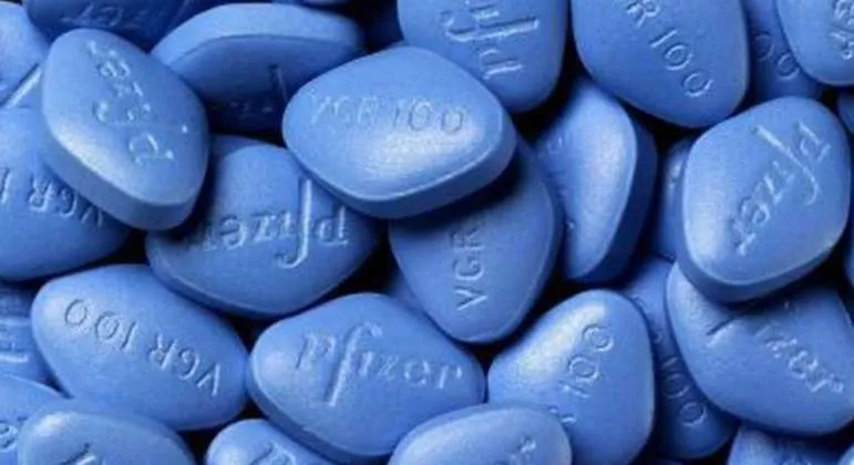 Bolsonaro diz a evangélicos que Viagra é para hipertensão