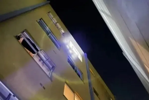 Criança morre ao cair do 4º andar estava sozinha, diz polícia