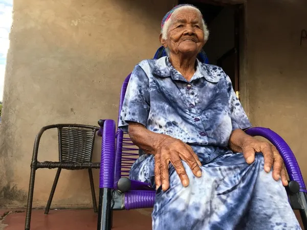 Mulher que pode ser a mais velha do mundo morre aos 123 anos