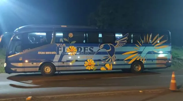 Ônibus de turismo é assaltado na PR-444 em Arapongas