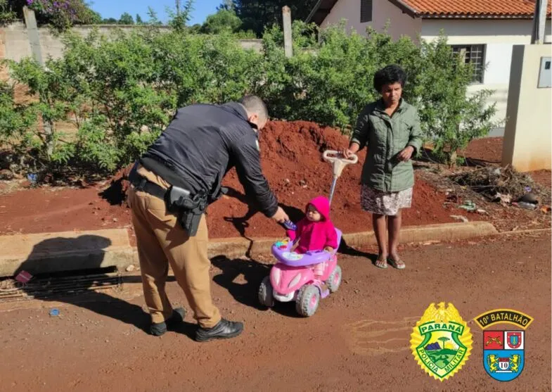 PM de Apucarana entrega chocolate para crianças