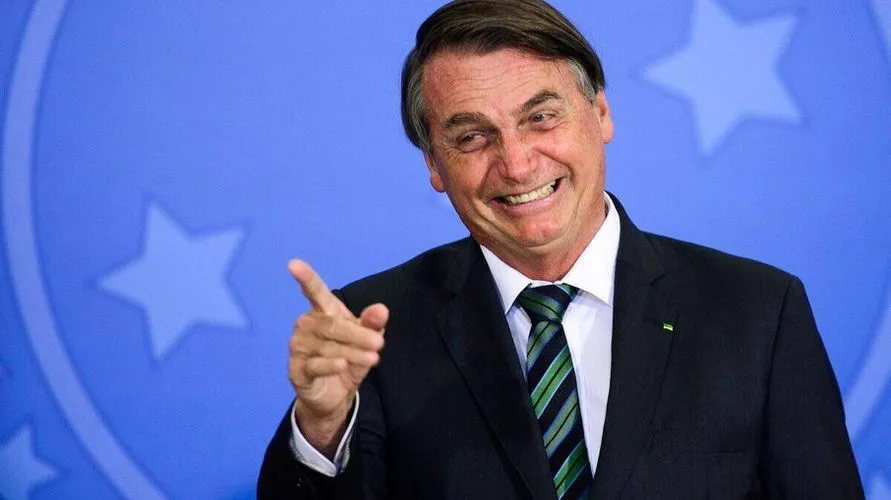 Presidente Bolsonaro chega à Londrina na tarde desta sexta-feira