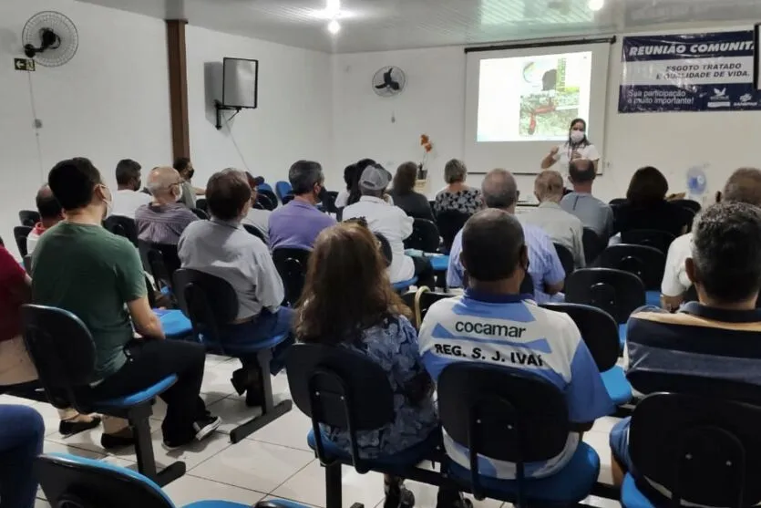 Sanepar reúne comunidade para falar sobre obra de esgoto em Ivaiporã
