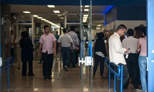 Agências bancárias fecham as portas durante feriados