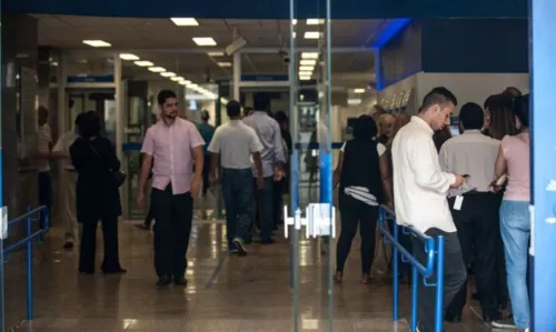 Agências bancárias fecham as portas durante feriados