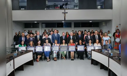 Apucaranenses recebem Prêmio Mulher Destaque